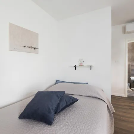 Lucija Apartament *